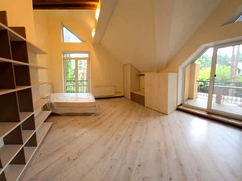 будинок за адресою Набережна вул.