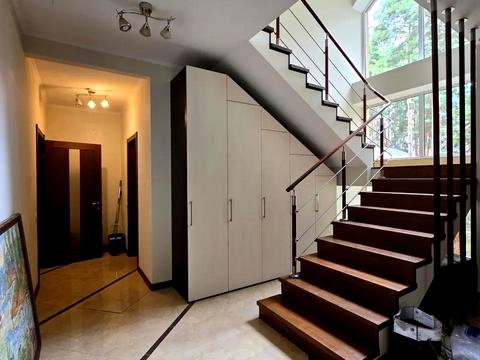 будинок за адресою Набережна вул.