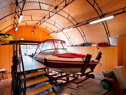 дом по адресу  ул.