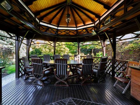 дом по адресу  ул.