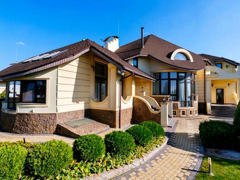 дом по адресу  ул.