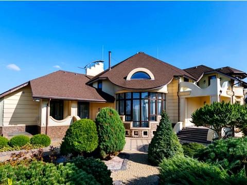 дом по адресу  ул.