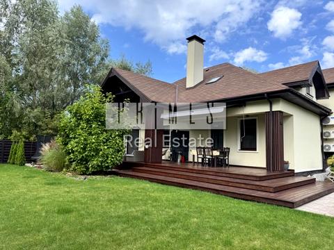 дом по адресу Шкільна