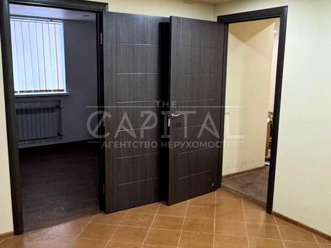 комерційна за адресою Київ, Басейна вул., 9-А