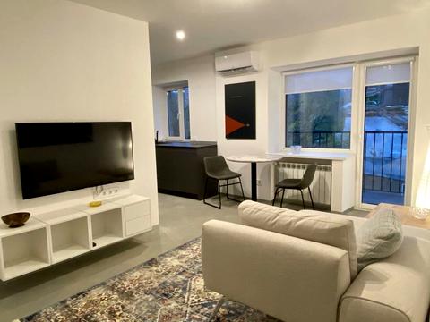 квартира по адресу Марьяненко Ивана пер., 9