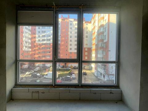 квартира за адресою Романа Вірастюка вул., 3