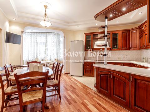 квартира за адресою Старонаводницька вул., 13