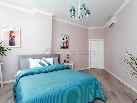 квартира по адресу Французский бульв., 22