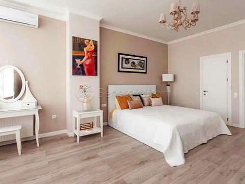 квартира по адресу Французский бульв., 22