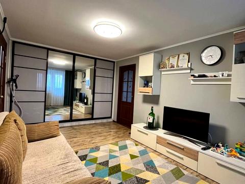 квартира за адресою Кам'янецька вул., 103