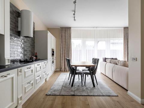 будинок за адресою с. Козин, Золотоворітська вул.