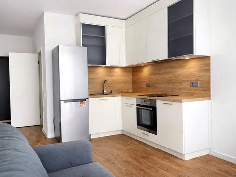 квартира за адресою Дніпровська набережна вул., 15-Є