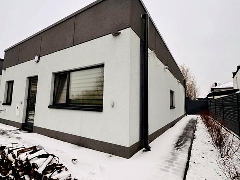 будинок за адресою Центральна вул.