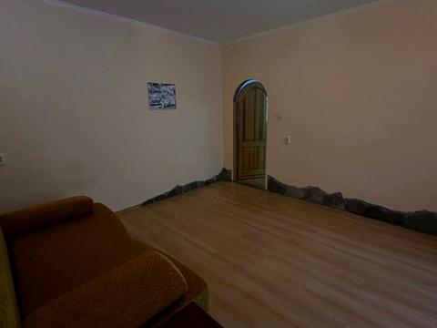 квартира за адресою Озерна вул., 10/1в