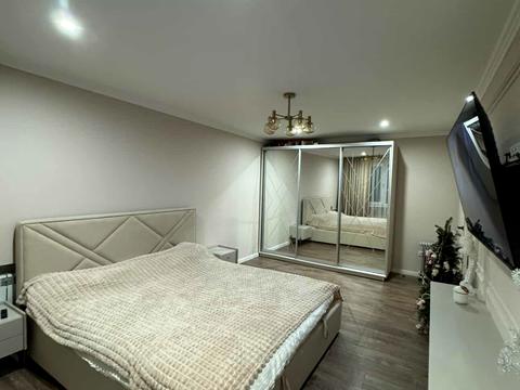 квартира за адресою Героїв Майдану вул. (Червоноармійська), 77-А