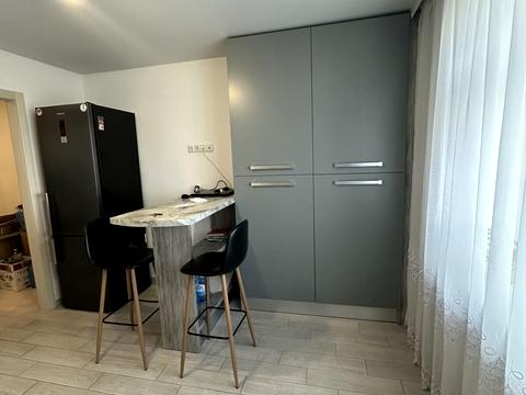 квартира по адресу Свободи ул., 14/1