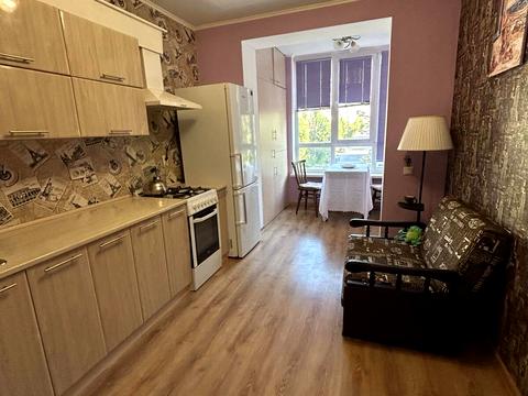 квартира за адресою Дорошенко вул., 15