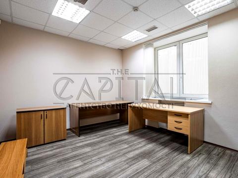 комерційна за адресою Січових Стрільців вул. (Артема), 27-31