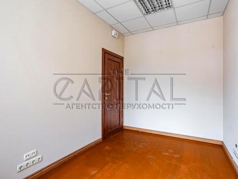 комерційна за адресою Січових Стрільців вул. (Артема), 27-31