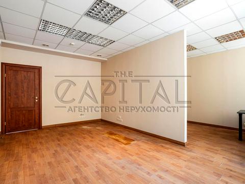 комерційна за адресою Січових Стрільців вул. (Артема), 27-31