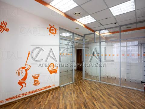 комерційна за адресою Митрополита Андрея Шептицького вул. (Анатолія Луначарського), 4а