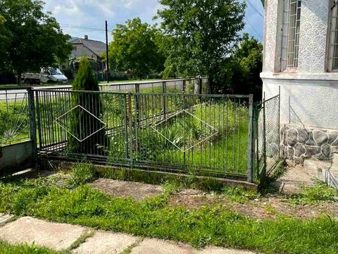 будинок за адресою головна, 1