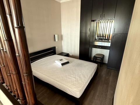 квартира по адресу Ревуцкого ул., 9