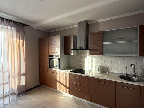 квартира по адресу Ревуцкого ул., 9