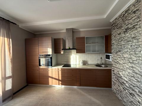 квартира по адресу Ревуцкого ул., 9