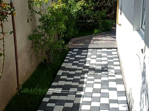 будинок за адресою Романа Шухевича пров., 12