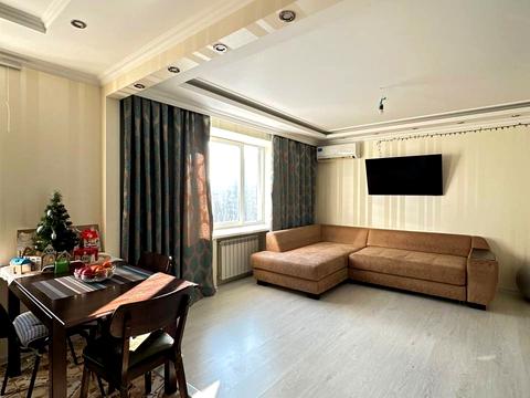 квартира за адресою Платонова бульв. (Королеви Анни), 26