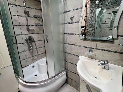 квартира по адресу Заречанская ул., 57/1