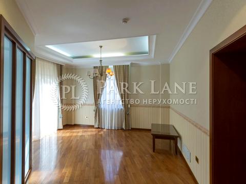 коммерческая по адресу Андреевский спуск, 7а