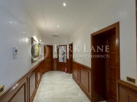 коммерческая по адресу Андреевский спуск, 7а