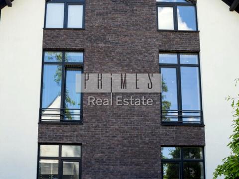 дом по адресу Евгения Коновальца ул.