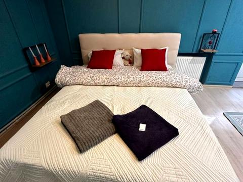 квартира за адресою Яворницького вул. (Комсомольський), 24