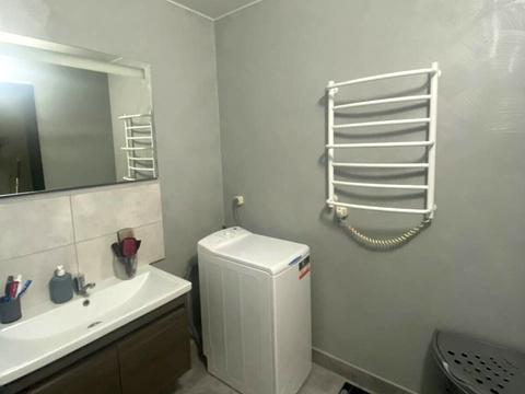 квартира по адресу Будівельників ул., 5/2