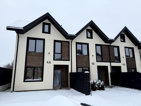 будинок за адресою сергія мазіна, 4