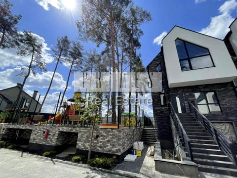 дом по адресу Евгения Коновальца ул.