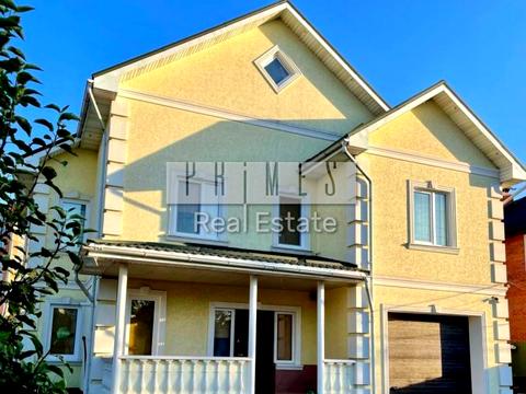 будинок за адресою Центральної Ради вул.