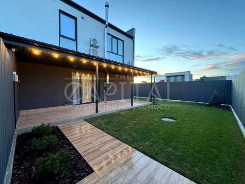 будинок за адресою Центральна