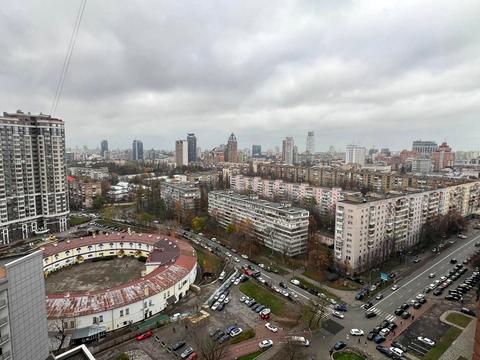 квартира за адресою Євгена Коновальця вул. (Щорса), 36-Б