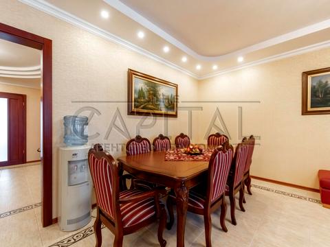 квартира за адресою Євгена Коновальця вул. (Щорса), 36-Б