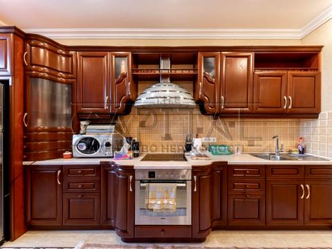 квартира за адресою Євгена Коновальця вул. (Щорса), 36-Б