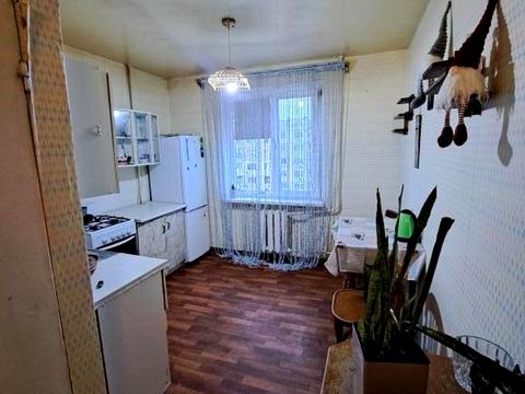 квартира за адресою Євгена Чикаленка вул., 52/1