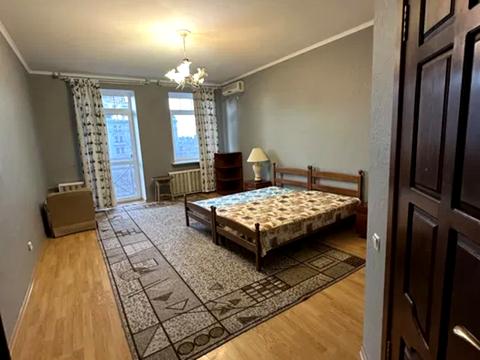 квартира за адресою Панаса Мирного вул., 16/13