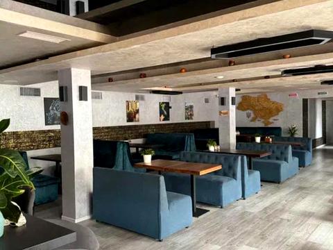 комерційна за адресою Бессарабська пл., 2