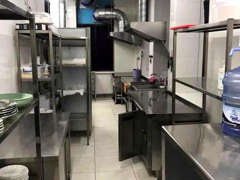 комерційна за адресою Бессарабська пл., 2