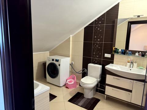 будинок за адресою с. Зимна Вода, Городоцька вул.