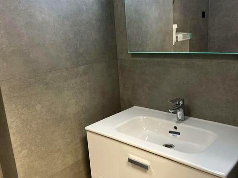 комерційна за адресою Київ, Нагірна вул., 16/18